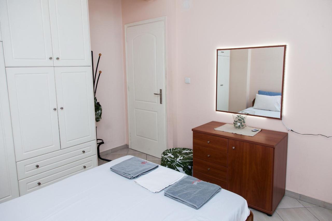 Lovely Apt In Peristeri Athen Eksteriør bilde
